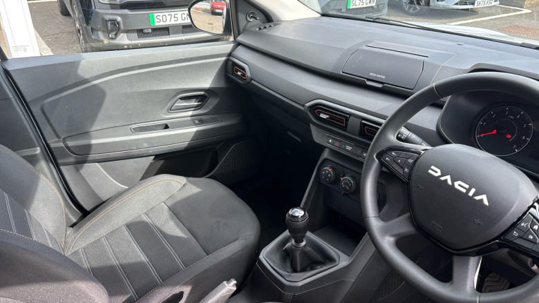 Dacia Sandero Stepway 1.0 TCe Essential 5dr Petrol Hatchback